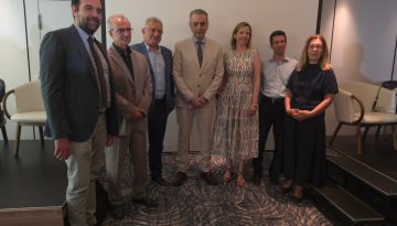 &Beta;&iota;&omicron;&delta;&epsilon;ί&kappa;&tau;&epsilon;&sigmaf;: &Tau;&omicron; &kappa;&lambda;&epsilon;&iota;&delta;ί &pi;&omicron;&upsilon; &alpha;&nu;&omicron;ί&gamma;&epsilon;&iota; &tau;&eta;&nu; &pi;ό&rho;&tau;&alpha; &tau;&eta;&sigmaf; &Iota;&alpha;&tau;&rho;&iota;&kappa;ή&sigmaf; &Alpha;&kappa;&rho;&iota;&beta;&epsilon;ί&alpha;&sigmaf; &gamma;&iota;&alpha; &kappa;ά&theta;&epsilon; &alpha;&sigma;&theta;&epsilon;&nu;ή &mu;&epsilon; &kappa;&alpha;&rho;&kappa;ί&nu;&omicron;