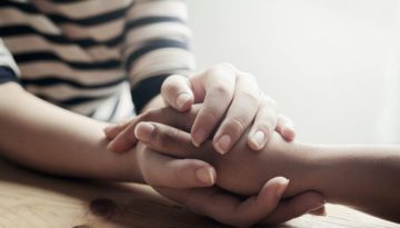 &Alpha;&pi;&alpha;&nu;&theta;&rho;&omega;&pi;&omicron;&pi;&omicron;ί&eta;&sigma;&eta;: Ό&tau;&alpha;&nu; &pi;&alpha;ύ&omicron;&upsilon;&mu;&epsilon; &nu;&alpha; &beta;&lambda;έ&pi;&omicron;&upsilon;&mu;&epsilon; &tau;&omicron;&nu; ά&nu;&theta;&rho;&omega;&pi;&omicron; &ndash; Healthweb.gr