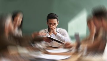 &Pi;&rho;&omicron;&sigma;&omega;&pi;&iota;&kappa;ά ό&rho;&iota;&alpha;: &Delta;&epsilon;&nu; &epsilon;ί&nu;&alpha;&iota; &epsilon;&gamma;&omega;&iota;&sigma;&mu;ό&sigmaf;, &alpha;&lambda;&lambda;ά &alpha;&upsilon;&tau;&omicron;&sigma;&epsilon;&beta;&alpha;&sigma;&mu;ό&sigmaf; &ndash; &Gamma;&iota;&alpha;&tau;ί ό&mu;&omega;&sigmaf; &kappa;ά&pi;&omicron;&iota;&omicron;&iota; &delta;&upsilon;&sigma;&kappa;&omicron;&lambda;&epsilon;ύ&omicron;&nu;&tau;&alpha;&iota; &nu;&alpha; &tau;&alpha; &theta;έ&sigma;&omicron;&upsilon;&nu;