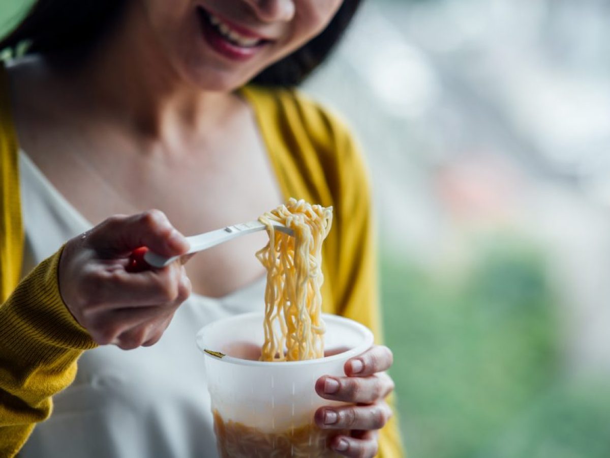 Δεκάδες κρούσματα σαλμονέλας από προϊόντα noodle σε 14 χώρες της Ευρώπης