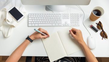 &Kappa;&upsilon;&rho;ί&alpha;&rho;&chi;&omicron; &chi;έ&rho;&iota;: &Kappa;&iota; ό&mu;&omega;&sigmaf; ί&sigma;&omega;&sigmaf; &delta;&epsilon;&nu; &epsilon;ί&nu;&alpha;&iota; &theta;έ&mu;&alpha; &epsilon;&gamma;&kappa;&epsilon;&phi;ά&lambda;&omicron;&upsilon;