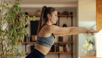 Longevity pose: &Eta; &sigma;&tau;ά&sigma;&eta; &tau;&omega;&nu; 30 &delta;&epsilon;&upsilon;&tau;&epsilon;&rho;&omicron;&lambda;έ&pi;&tau;&omega;&nu; &pi;&omicron;&upsilon; &mu;&pi;&omicron;&rho;&epsilon;ί &nu;&alpha; &beta;&epsilon;&lambda;&tau;&iota;ώ&sigma;&epsilon;&iota; &tau;&eta;&nu; &kappa;&iota;&nu;&eta;&tau;&iota;&kappa;ό&tau;&eta;&tau;&alpha; &kappa;&alpha;&iota; &tau;&eta;&nu; &epsilon;&upsilon;&epsilon;&xi;ί&alpha; &sigma;&omicron;&upsilon;