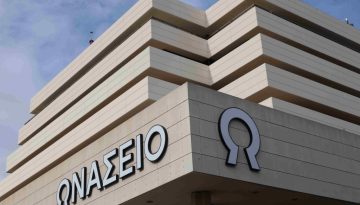 EL &ndash; &Omega;&nu;ά&sigma;&epsilon;&iota;&omicron;: &Sigma;&epsilon; &lambda;&epsilon;&iota;&tau;&omicron;&upsilon;&rho;&gamma;ί&alpha; &eta; &pi;&rho;ώ&tau;&eta; &kappa;&iota;&nu;&eta;&tau;ή &mu;&omicron;&nu;ά&delta;&alpha; &epsilon;&xi;&epsilon;&iota;&delta;&iota;&kappa;&epsilon;&upsilon;&mu;έ&nu;&eta;&sigmaf; &upsilon;&pi;&omicron;&sigma;&tau;ή&rho;&iota;&xi;&eta;&sigmaf; &kappa;&alpha;&rho;&delta;&iota;ά&sigmaf; &kappa;&alpha;&iota; &pi;&nu;&epsilon;&upsilon;&mu;ό&nu;&omega;&nu; (ECMO) &sigma;&tau;&eta;&nu; &Epsilon;&lambda;&lambda;ά&delta;&alpha;