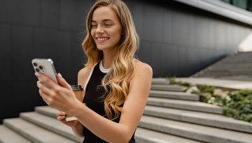 Rest guilt &kappa;&alpha;&iota; &pi;&alpha;&rho;&alpha;&gamma;&omega;&gamma;&iota;&kappa;ό&tau;&eta;&tau;&alpha;: &Tau;&omicron; &pi;&alpha;&rho;ά&delta;&omicron;&xi;&omicron; &tau;&eta;&sigmaf; &xi;&epsilon;&kappa;&omicron;ύ&rho;&alpha;&sigma;&eta;&sigmaf;