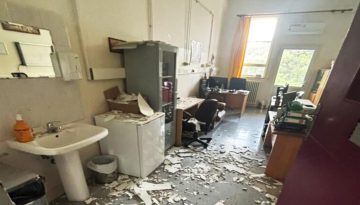 &Nu;έ&alpha; &pi;&tau;ώ&sigma;&eta; &omicron;&rho;&omicron;&phi;ή&sigmaf; &sigma;&tau;&omicron; &Beta;&epsilon;&nu;&iota;&zeta;έ&lambda;&epsilon;&iota;&omicron; &ndash; &Tau;&iota; &kappa;&alpha;&tau;&alpha;&gamma;&gamma;έ&lambda;&lambda;&epsilon;&iota; &eta; Έ&nu;&omega;&sigma;&eta; &Epsilon;&rho;&gamma;&alpha;&zeta;&omicron;&mu;έ&nu;&omega;&nu;