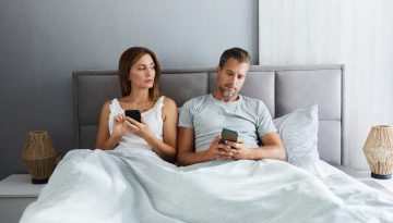 &Alpha;&pi;&iota;&sigma;&tau;ί&alpha;: 5 &tau;&alpha;&iota;&nu;ί&epsilon;&sigmaf; &pi;&omicron;&upsilon; &epsilon;&xi;&epsilon;&tau;ά&zeta;&omicron;&upsilon;&nu; &tau;&iota;&sigmaf; &delta;&iota;&alpha;&phi;&omicron;&rho;&epsilon;&tau;&iota;&kappa;έ&sigmaf; &pi;&tau;&upsilon;&chi;έ&sigmaf; &tau;&eta;&sigmaf; | Vita.gr