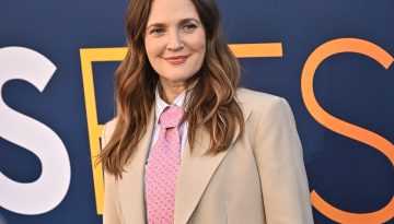 Drew Barrymore: &Tau;&omicron; veggie burger &tau;&eta;&sigmaf; &epsilon;ί&nu;&alpha;&iota; &epsilon;ύ&kappa;&omicron;&lambda;&omicron; &kappa;&alpha;&iota; &upsilon;&gamma;&iota;&epsilon;&iota;&nu;ό
