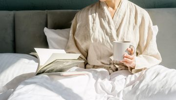 &Kappa;&alpha;&phi;έ&sigmaf; &kappa;&alpha;&iota; &delta;&iota;ά&beta;&alpha;&sigma;&mu;&alpha;: &Tau;&omicron; &pi;&rho;&omega;&iota;&nu;ό &delta;ί&delta;&upsilon;&mu;&omicron; &pi;&omicron;&upsilon; &xi;&upsilon;&pi;&nu;ά &tau;&omicron; &mu;&upsilon;&alpha;&lambda;ό