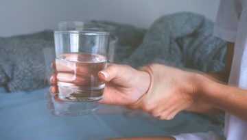 &Gamma;&iota;&alpha;&tau;ί &tau;&rho;έ&mu;&omicron;&upsilon;&nu; &mu;&epsilon;&rho;&iota;&kappa;έ&sigmaf; &phi;&omicron;&rho;έ&sigmaf; &tau;&alpha; &chi;έ&rho;&iota;&alpha; &mu;&alpha;&sigmaf;; &ndash; ygeiatora.gr