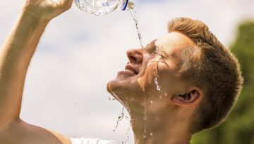 &Tau;&iota; &sigma;&upsilon;&mu;&beta;&alpha;ί&nu;&epsilon;&iota; &sigma;&tau;&omicron;&nu; &omicron;&rho;&gamma;&alpha;&nu;&iota;&sigma;&mu;ό ό&tau;&alpha;&nu; &alpha;&lambda;&lambda;ά&zeta;&epsilon;&iota; &alpha;&pi;ό&tau;&omicron;&mu;&alpha; &eta; &theta;&epsilon;&rho;&mu;&omicron;&kappa;&rho;&alpha;&sigma;ί&alpha; &ndash; ygeiatora.gr
