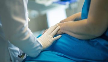 EL &ndash; &Epsilon;&pi;&alpha;&gamma;&gamma;&epsilon;&lambda;&mu;&alpha;&tau;&iota;&kappa;ή Έ&nu;&omega;&sigma;&eta; &Pi;&alpha;&theta;&omicron;&lambda;ό&gamma;&omega;&nu;: &Alpha;&upsilon;&sigma;&tau;&eta;&rho;ό &theta;&epsilon;&sigma;&mu;&iota;&kappa;ό &pi;&lambda;&alpha;ί&sigma;&iota;&omicron; &gamma;&iota;&alpha; &pi;&rho;&alpha;&kappa;&tau;&iota;&kappa;έ&sigmaf; &chi;&omega;&rho;ί&sigmaf; &epsilon;&pi;&iota;&sigma;&tau;&eta;&mu;&omicron;&nu;&iota;&kappa;ή &tau;&epsilon;&kappa;&mu;&eta;&rho;ί&omega;&sigma;&eta;