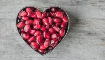 &Upsilon;&pi;&omicron;&delta;&omicron;&chi;&epsilon;ί&sigmaf; &gamma;&lambda;&upsilon;&kappa;&iota;ά&sigmaf; &gamma;&epsilon;ύ&sigma;&eta;&sigmaf; &sigma;&tau;&eta;&nu; &kappa;&alpha;&rho;&delta;&iota;ά: Έ&nu;&alpha; &nu;έ&omicron; &mu;&omicron;&nu;&omicron;&pi;ά&tau;&iota; &gamma;&iota;&alpha; &tau;&omicron;&nu; &kappa;&alpha;&rho;&delta;&iota;&alpha;&kappa;ό &rho;&upsilon;&theta;&mu;ό &ndash; HealthyLiving.gr