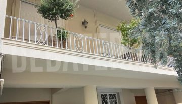 &Tau;&iota; &epsilon;ί&nu;&alpha;&iota; &eta; &theta;&epsilon;&rho;&alpha;&pi;&epsilon;ί&alpha; &pi;&omicron;&upsilon; έ&kappa;&alpha;&nu;&epsilon; &omicron; &Gamma;&iota;ώ&rho;&gamma;&omicron;&sigmaf; &Mu;&alpha;&zeta;&omega;&nu;ά&kappa;&eta;&sigmaf; &pi;&rho;&iota;&nu; &alpha;&pi;ό &tau;&omicron; &kappa;&alpha;&rho;&delta;&iota;&alpha;&kappa;ό &epsilon;&pi;&epsilon;&iota;&sigma;ό&delta;&iota;&omicron;