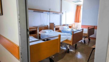 EL &ndash; &Psi;&upsilon;&chi;&iota;&alpha;&tau;&rho;&iota;&kappa;ή &kappa;&alpha;&iota; &Pi;&alpha;&iota;&delta;&omicron;&psi;&upsilon;&chi;&iota;&alpha;&tau;&rho;&iota;&kappa;ή &Epsilon;&tau;&alpha;&iota;&rho;&epsilon;ί&alpha;: &laquo;&Tau;&alpha; &nu;&omicron;&sigma;&omicron;&kappa;&omicron;&mu;&epsilon;ί&alpha; &delta;&epsilon;&nu; &epsilon;ί&nu;&alpha;&iota; &chi;ώ&rho;&omicron;&iota; &phi;&iota;&lambda;&omicron;&xi;&epsilon;&nu;ί&alpha;&sigmaf; &kappa;&alpha;&iota; &phi;ύ&lambda;&alpha;&xi;&eta;&sigmaf; &pi;&alpha;&iota;&delta;&iota;ώ&nu;&raquo;