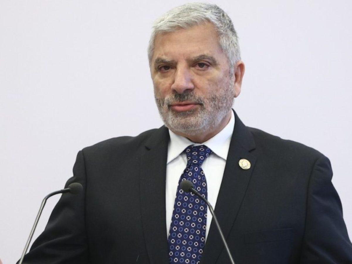 &Pi;&alpha;&tau;&omicron;ύ&lambda;&eta;&sigmaf;: &laquo;&Tau;&epsilon;&rho;ά&sigma;&tau;&iota;&omicron; &kappa;&epsilon;&nu;ό&raquo; &sigma;&tau;&omicron;&upsilon;&sigmaf; &epsilon;&lambda;έ&gamma;&chi;&omicron;&upsilon;&sigmaf; &Upsilon;&gamma;&epsilon;ί&alpha;&sigmaf; &ndash; &Omicron;&iota; &tau;&rho;&epsilon;&iota;&sigmaf; &pi;&rho;&omicron;&tau;ά&sigma;&epsilon;&iota;&sigmaf; &tau;&omicron;&upsilon; &Iota;&Sigma;&Alpha;