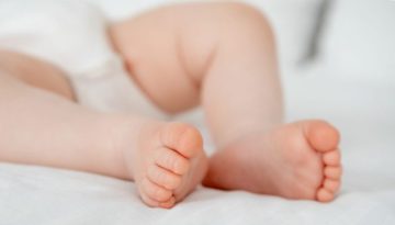 &Mu;&eta;&tau;έ&rho;&alpha; &kappa;&alpha;&tau;&eta;&gamma;&omicron;&rho;&epsilon;ί&tau;&alpha;&iota; ό&tau;&iota; &chi;&tau;ύ&pi;&eta;&sigma;&epsilon; &tau;&omicron; &mu;ό&lambda;&iota;&sigmaf; 17 &eta;&mu;&epsilon;&rho;ώ&nu; &mu;&omega;&rho;ό &tau;&eta;&sigmaf; &ndash; &Sigma;&tau;&eta; &Mu;&Epsilon;&Theta; &nu;&epsilon;&omicron;&gamma;&nu;ώ&nu; &tau;&omicron;&upsilon; &Beta;&epsilon;&nu;&iota;&zeta;&epsilon;&lambda;&epsilon;ί&omicron;&upsilon; &tau;&omicron; &beta;&rho;έ&phi;&omicron;&sigmaf;